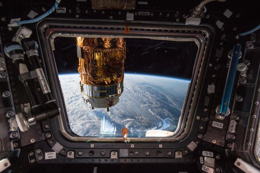 iss057e029243