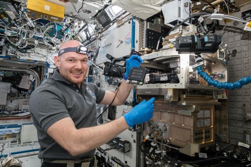 iss057e074544