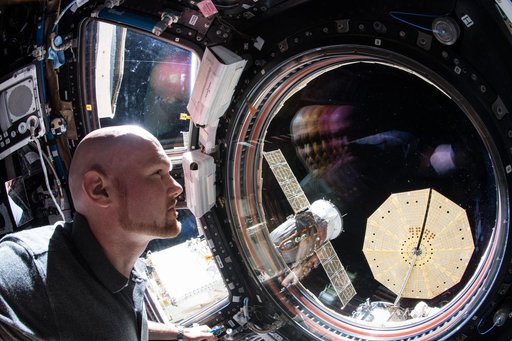 iss057e105887