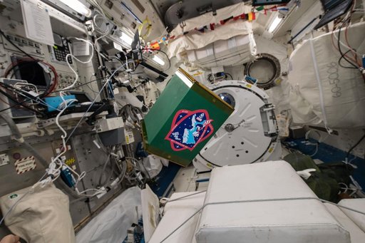 iss057e115414