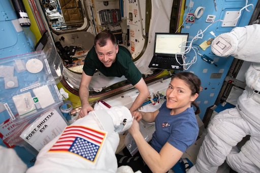 iss059e001037