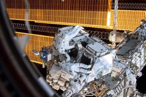 iss059e001538