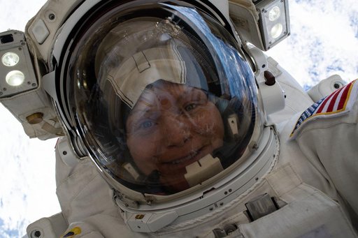 iss059e002821
