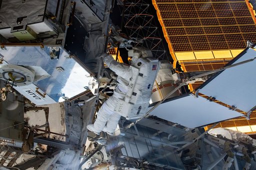 iss059e005281