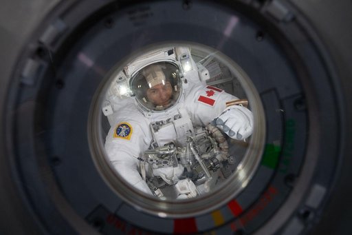 iss059e013306