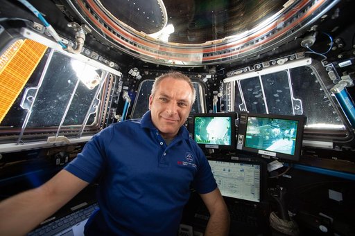 iss059e021395