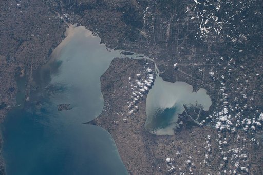 iss059e090279