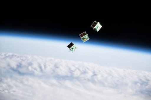 iss059e104766