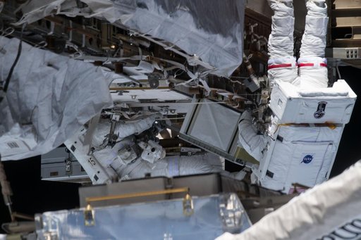 iss061e001727