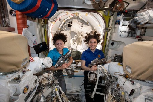 iss061e006498