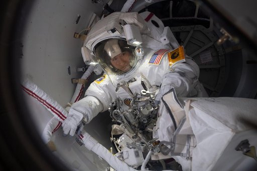 iss061e011934
