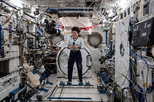 iss061e026260