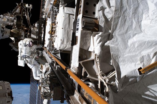 iss061e058179