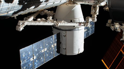 iss061e067992