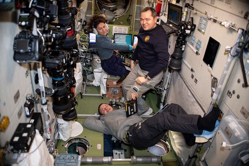 iss061e092861
