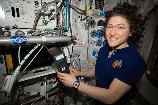 iss061e093837
