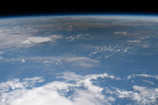 iss061e097976