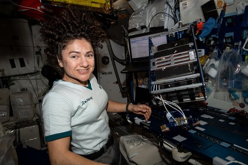iss061e113336