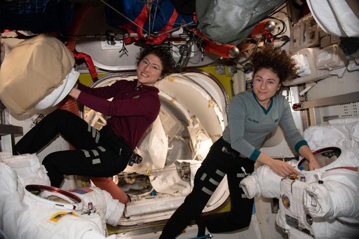 iss061e121931