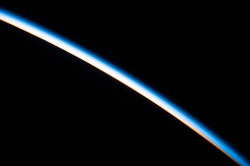 iss061e123824
