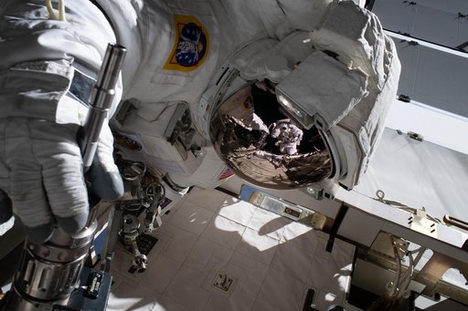 iss061e136739