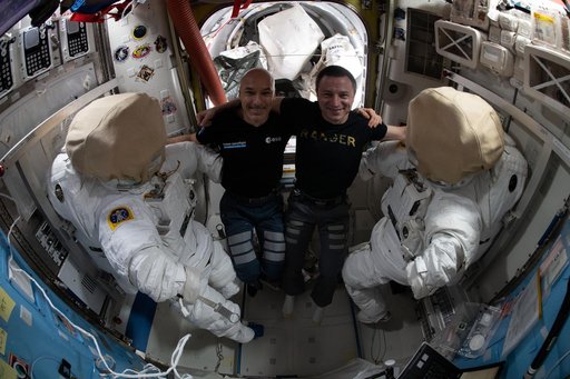 iss061e138049