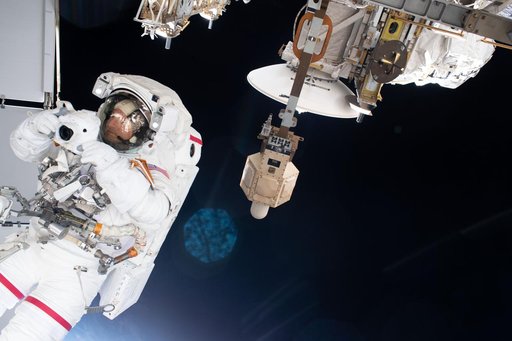 iss061e143751