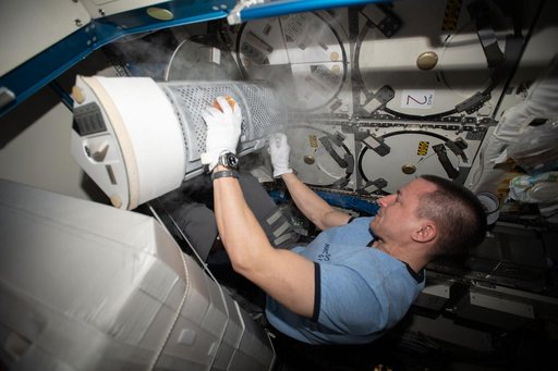 iss062e105761