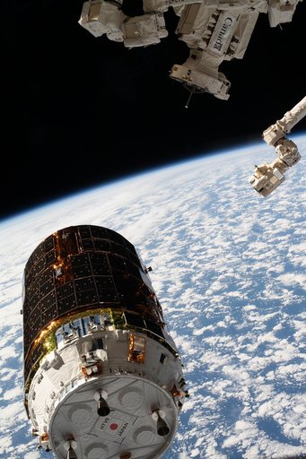 iss063e017103