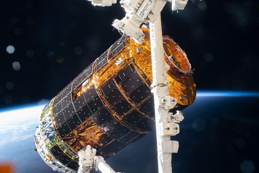 iss063e020213