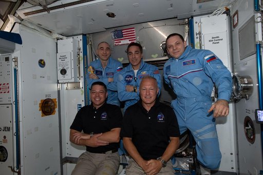 iss063e022060