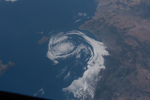 iss063e031610
