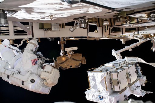 iss063e033414