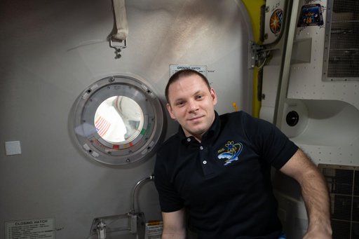 iss063e033521