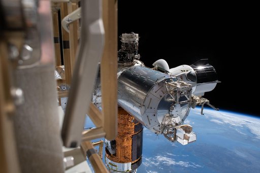 iss063e034096