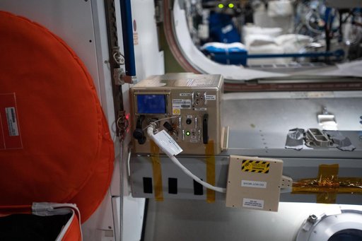 iss063e035115
