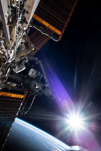 iss063e052528