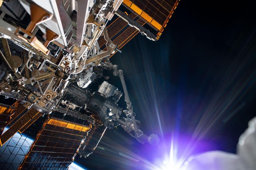 iss063e052534