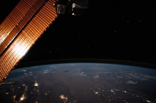 iss063e081388