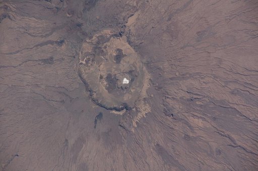 iss064e000448