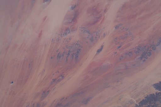 iss064e000451