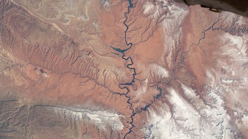 iss064e000624