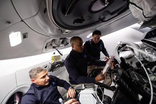 iss064e004754