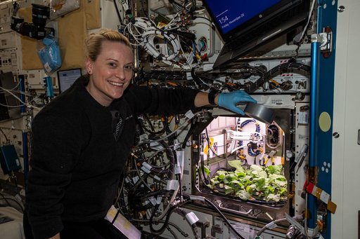 iss064e004997