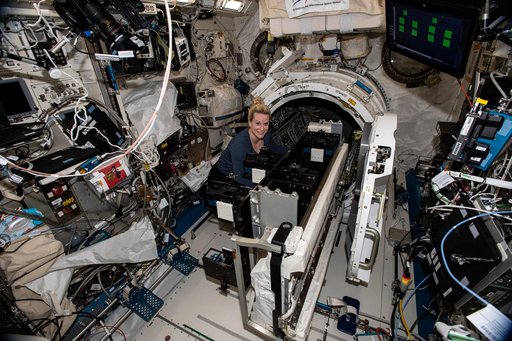 iss064e005561