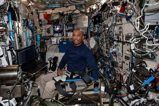 iss064e005610