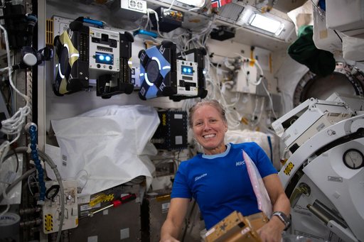 iss064e023424