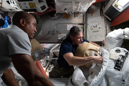 iss064e023968