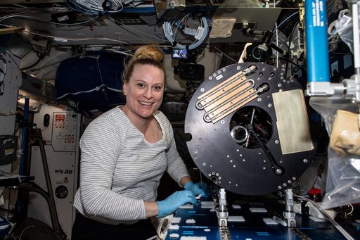 iss064e025973