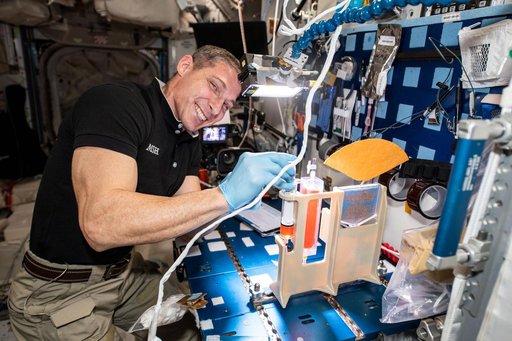 iss064e030009
